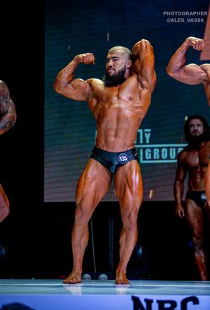 CLASSIC PHYSIQUE НОВИЧКИ